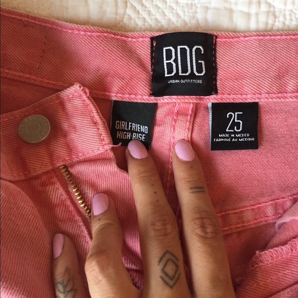 Faded high-waist cutoff shorts BDG UO - Picture 8 of 10